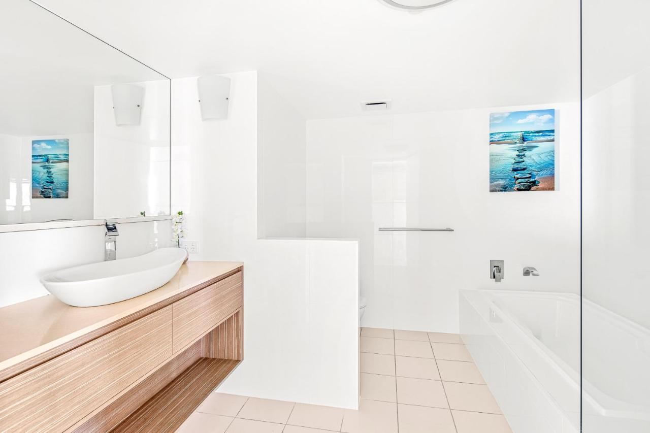 Crown Towers Resort - Private 3 Bedroom Apartment Gold Coast Eksteriør billede
